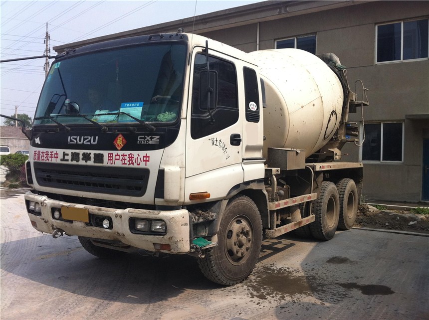 五十鈴攪拌車(chē)圖片展示圖2