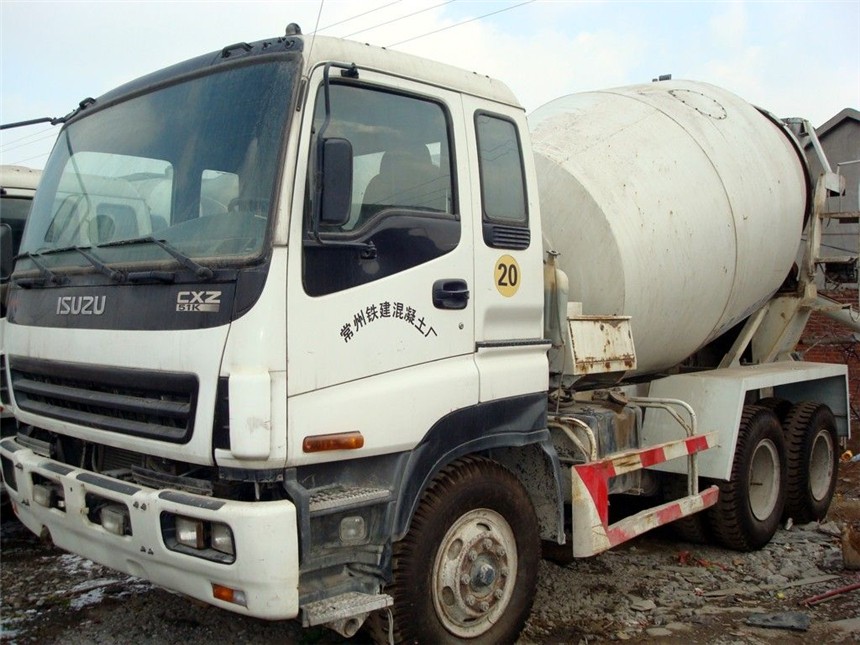 五十鈴攪拌車(chē)圖片展示圖3